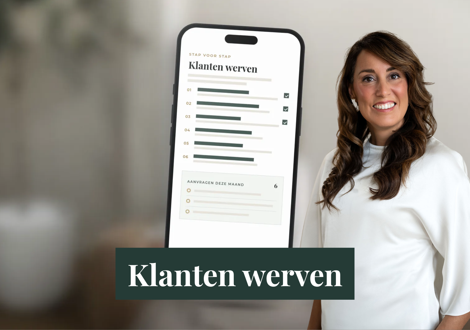 Telefoon met een stappenplan voor klanten werven via je website en de aanvragen die binnenkomen